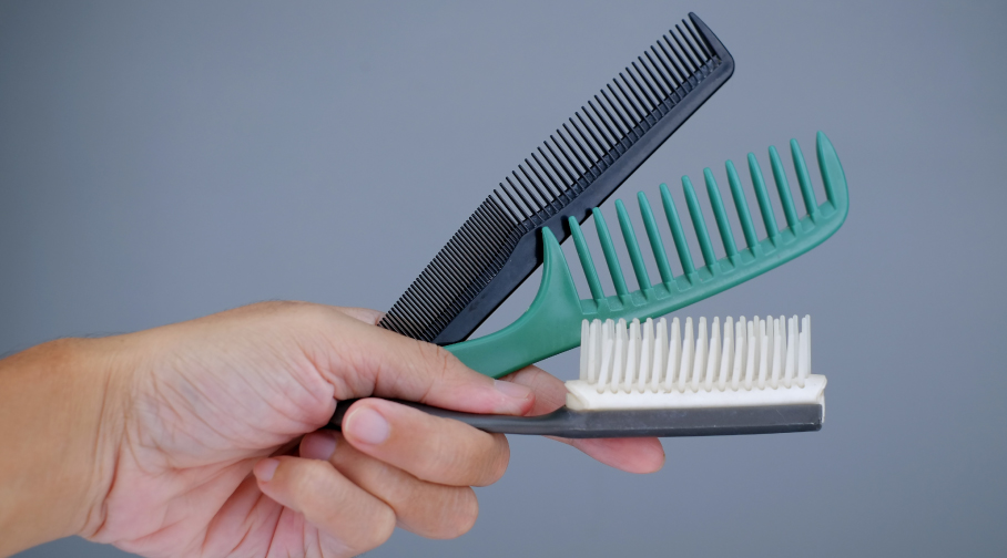 The Best Detangling Combs for Every Hair Type