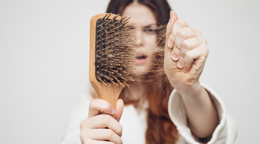 How to Control Hair Fall for Women: No Salon Required